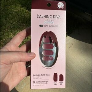 Dashing Diva Glaze Semi Cured Gel Nail